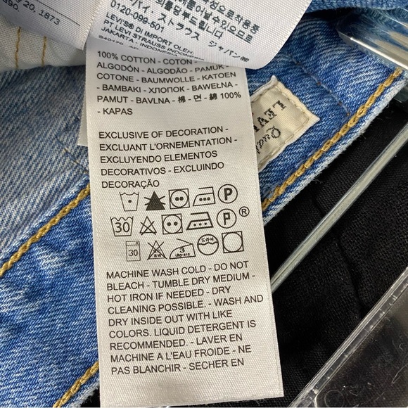 Levi's® Premium 501® Mid Thigh Women’s Shorts 25 Medium Wash - Picture 5 of 7